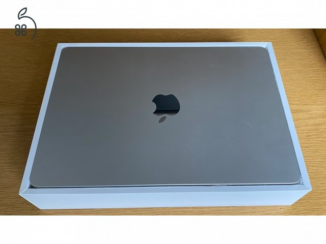 MacBook Air 13-inch, M4, 2025  16/256 GB
