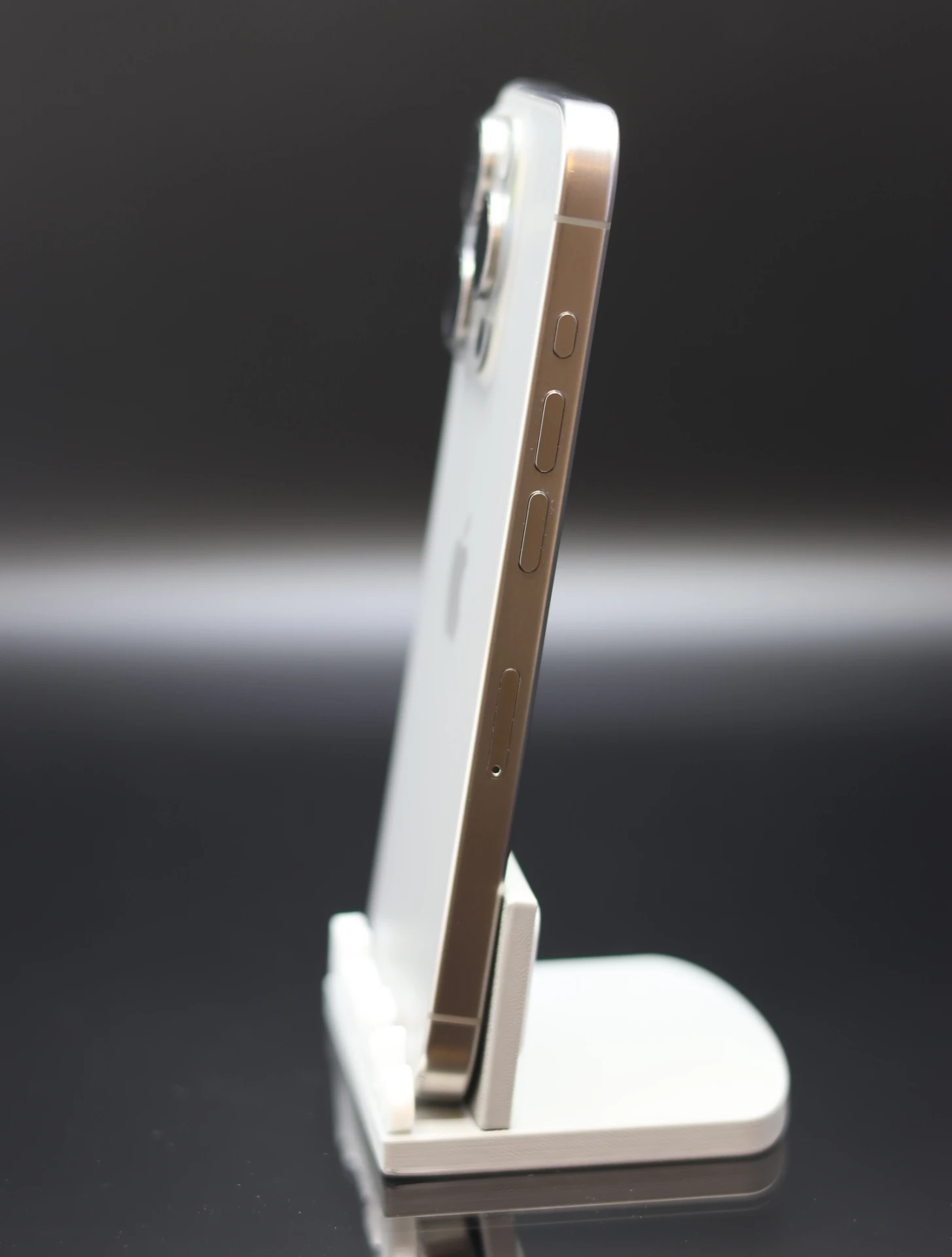 Apple iPhone 15 Pro 128 GB Natural Titanium 91% akku - 12 HÓ GARANCIA