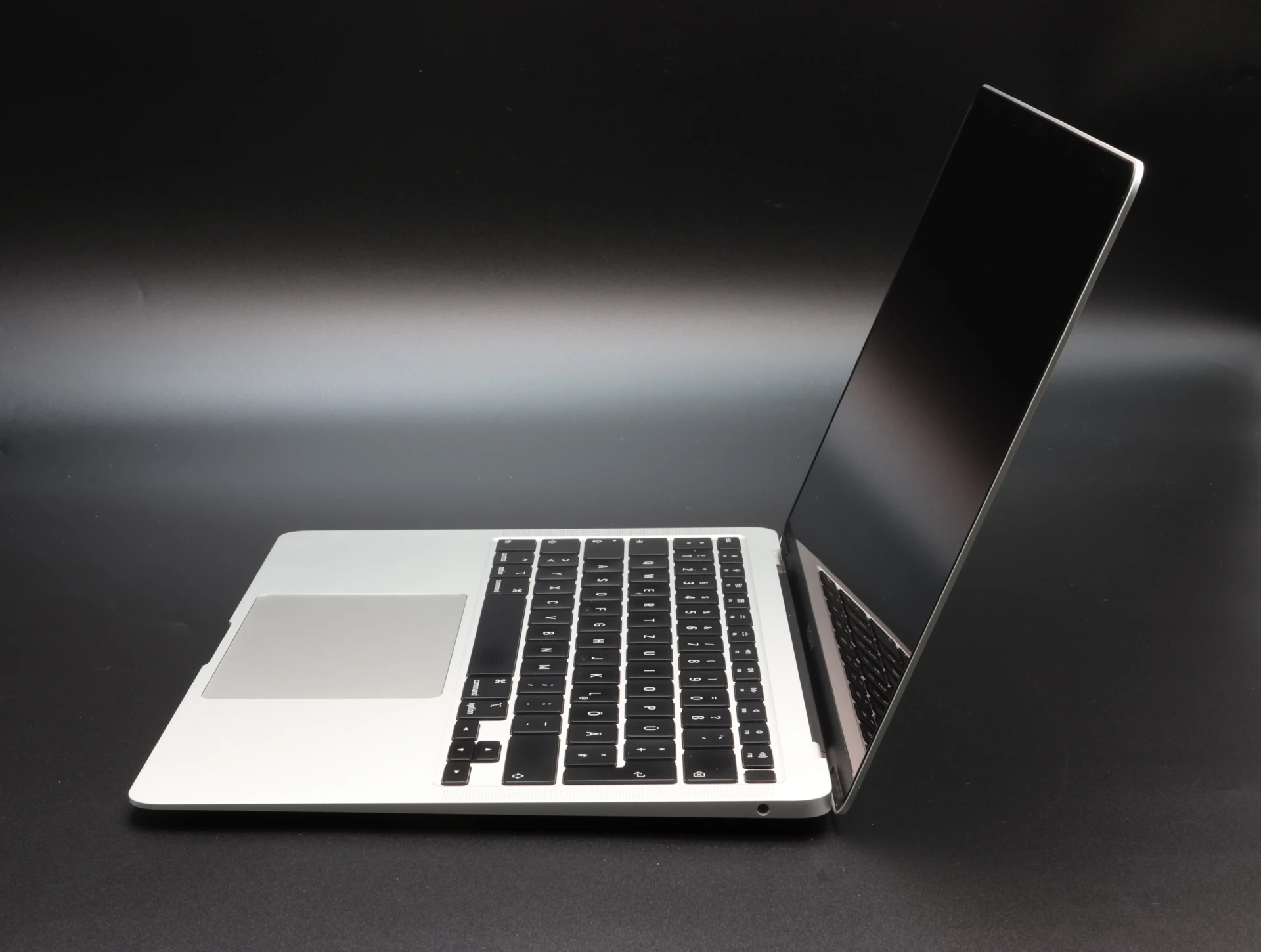 Apple MacBook Air 13″ 2020 i3 256 GB Silver akku - 12 HÓ GARANCIA