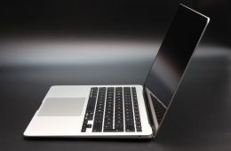 Apple MacBook Air 13″ 2020 i3 256 GB Silver akku - 12 HÓ GARANCIA