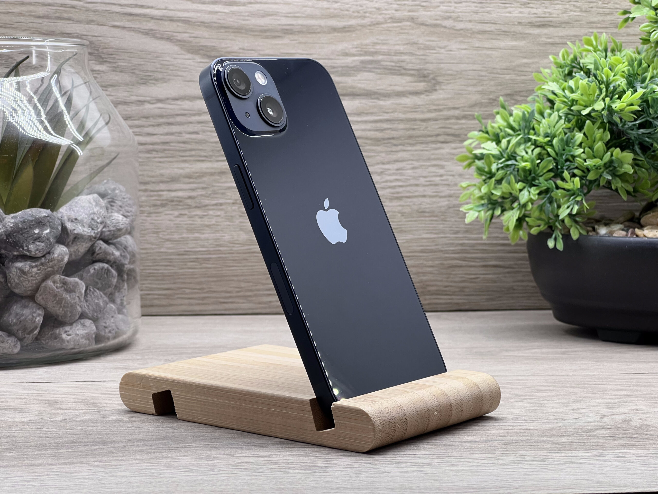 Hibátlan iPhone 13 Midnight 128GB 2 ÉV Garanciával Számlával 100% Aksi