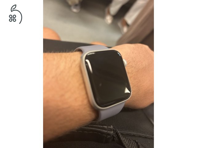 6 hónapos Apple Watch SE 2. generációs 44 mm(GPS+Cellular, aluminium)