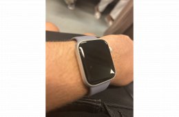 6 hónapos Apple Watch SE 2. generációs 44 mm(GPS+Cellular, aluminium)