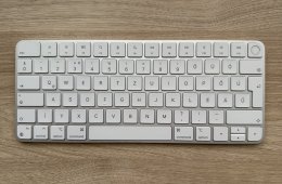 Magic Keyboard + Magic Trackpad (40% OFF)