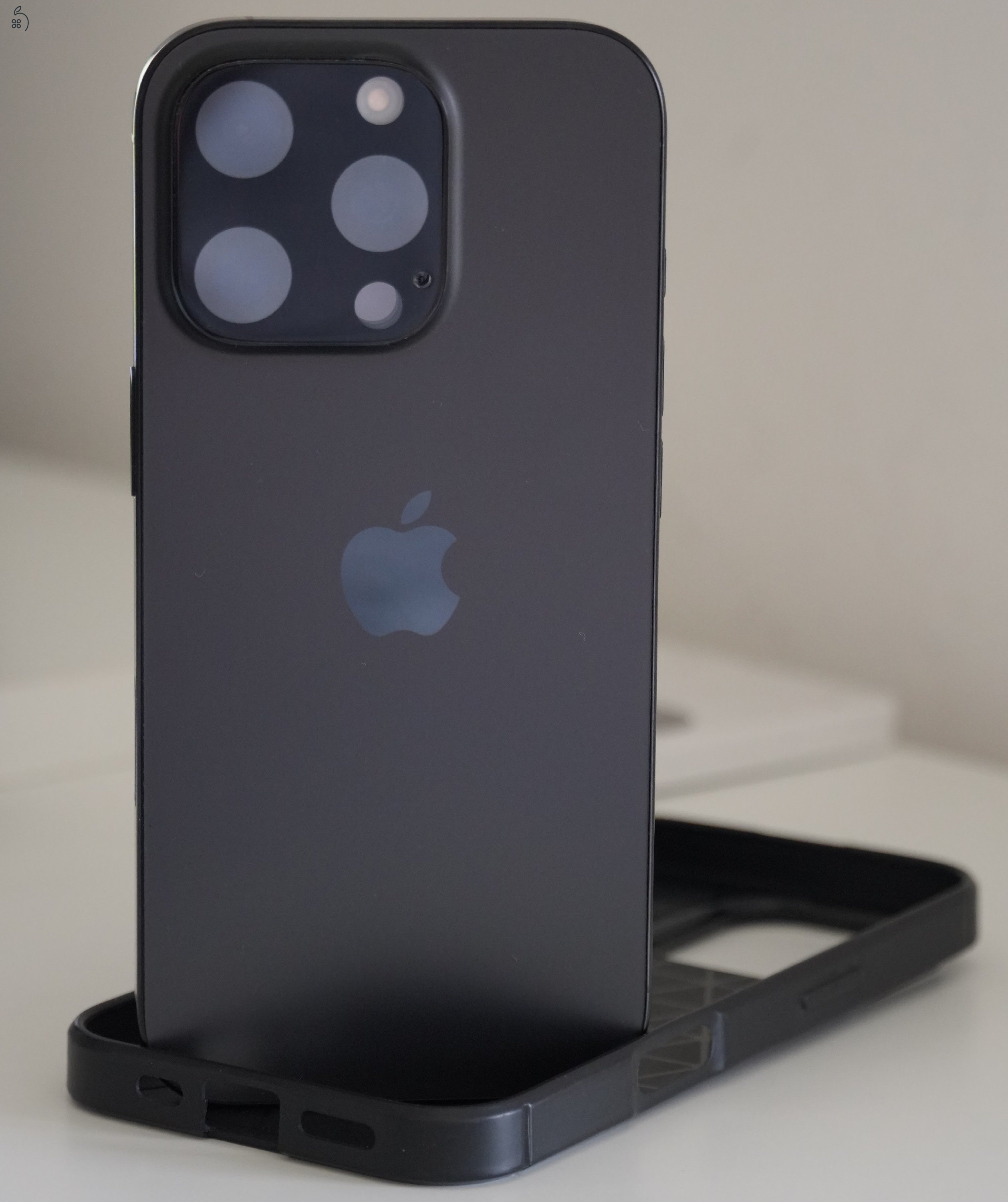 iPhone 16 Pro Black 256 Gb - hálózat független