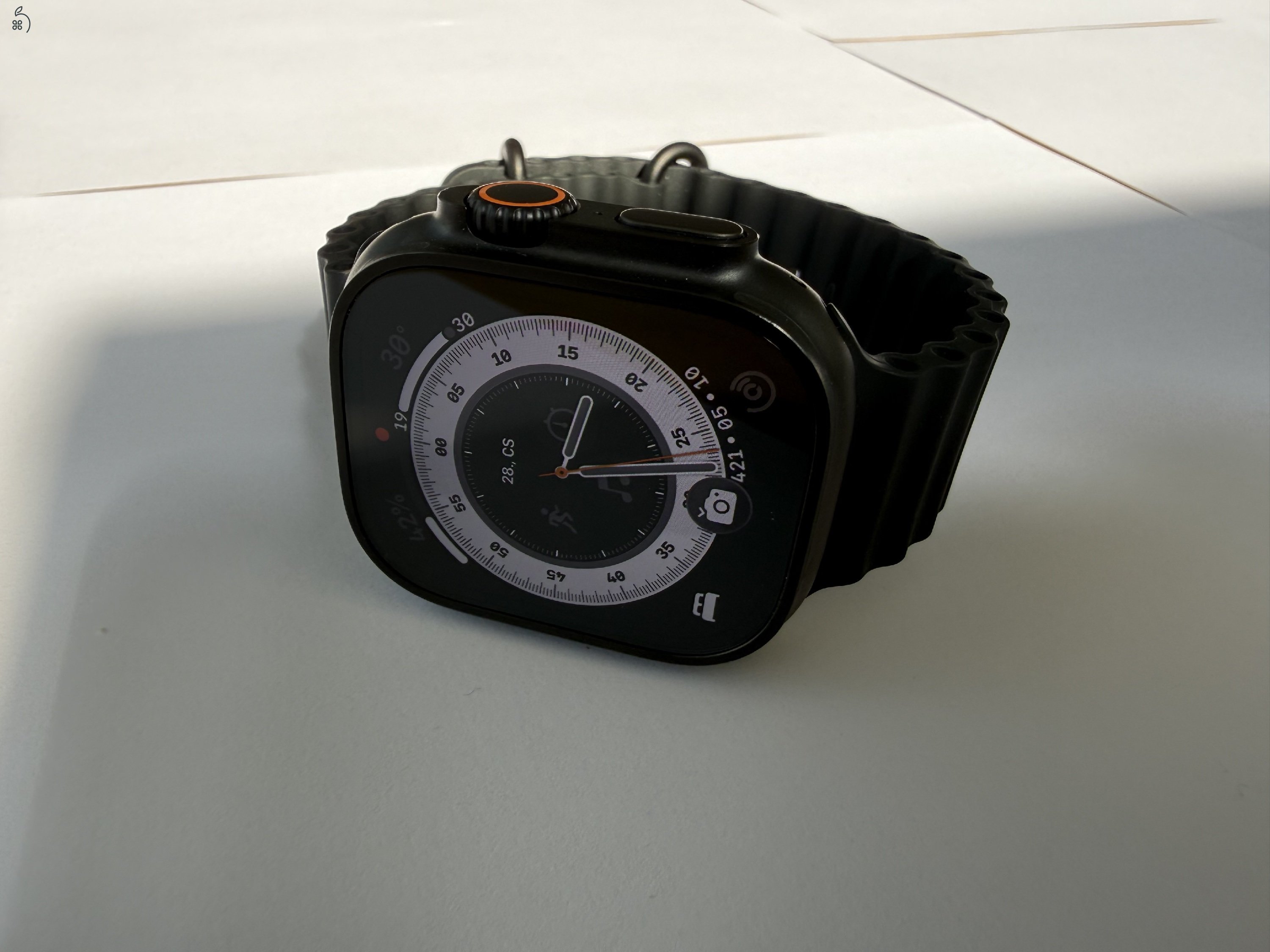 Eladó Apple Watch Ultra 2