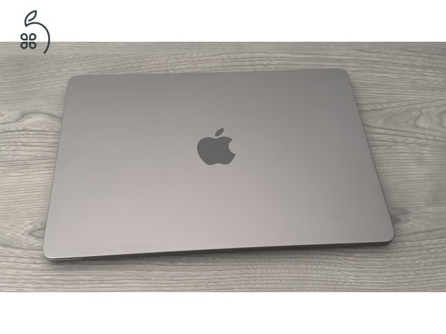 Apple Macbook Air M2 /asztroszürke, 8/256, HU bill, 100% akku, garanciás/