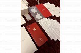 Karcmentes, új állapotban lévő Apple iPhone XR 64GB Product Red