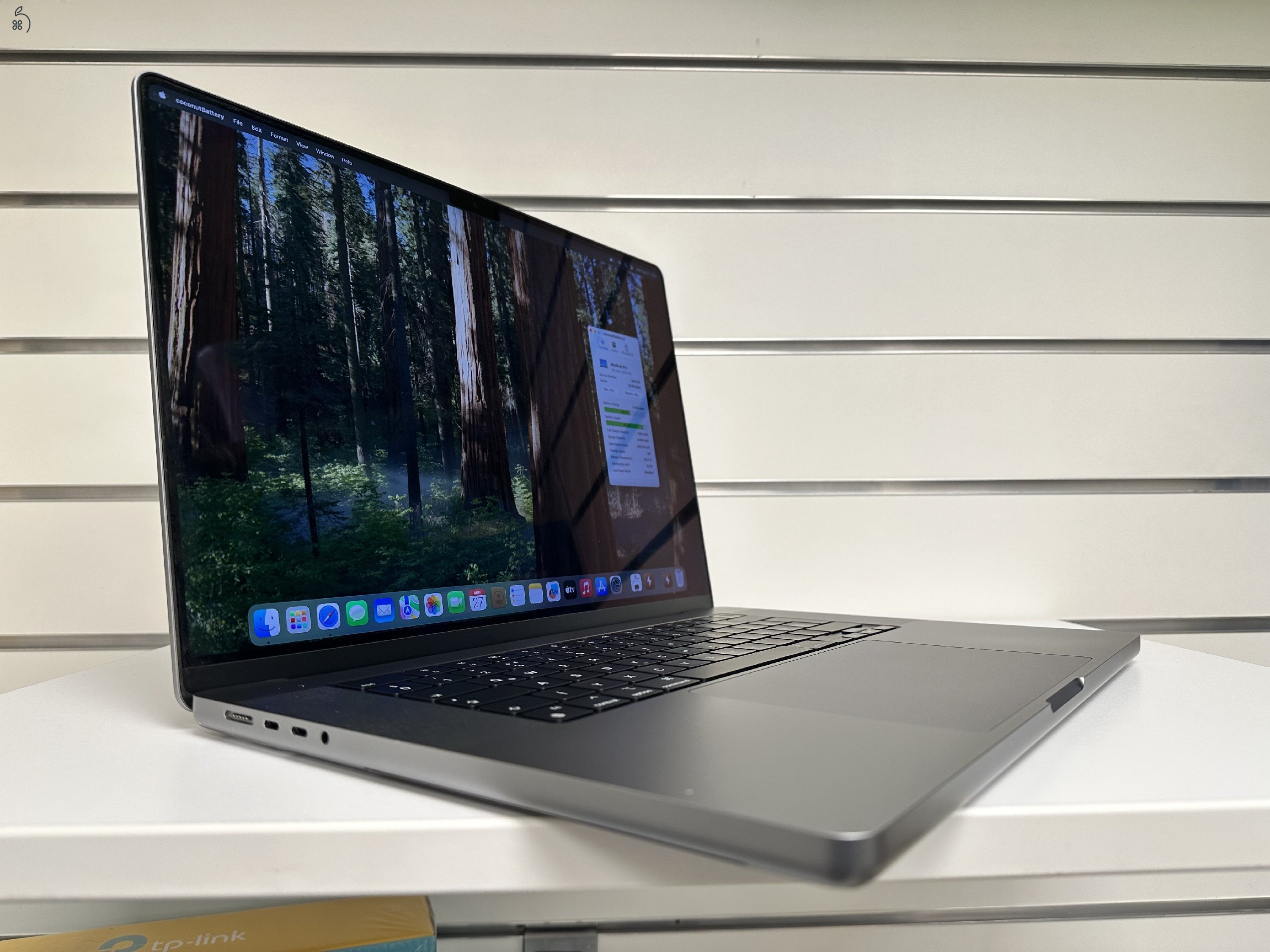 Üzletből, garanciával, MacBook Pro Retina 16″ M2 Max 64GB RAM/38Mag GPU/1TB SSD Space Gray