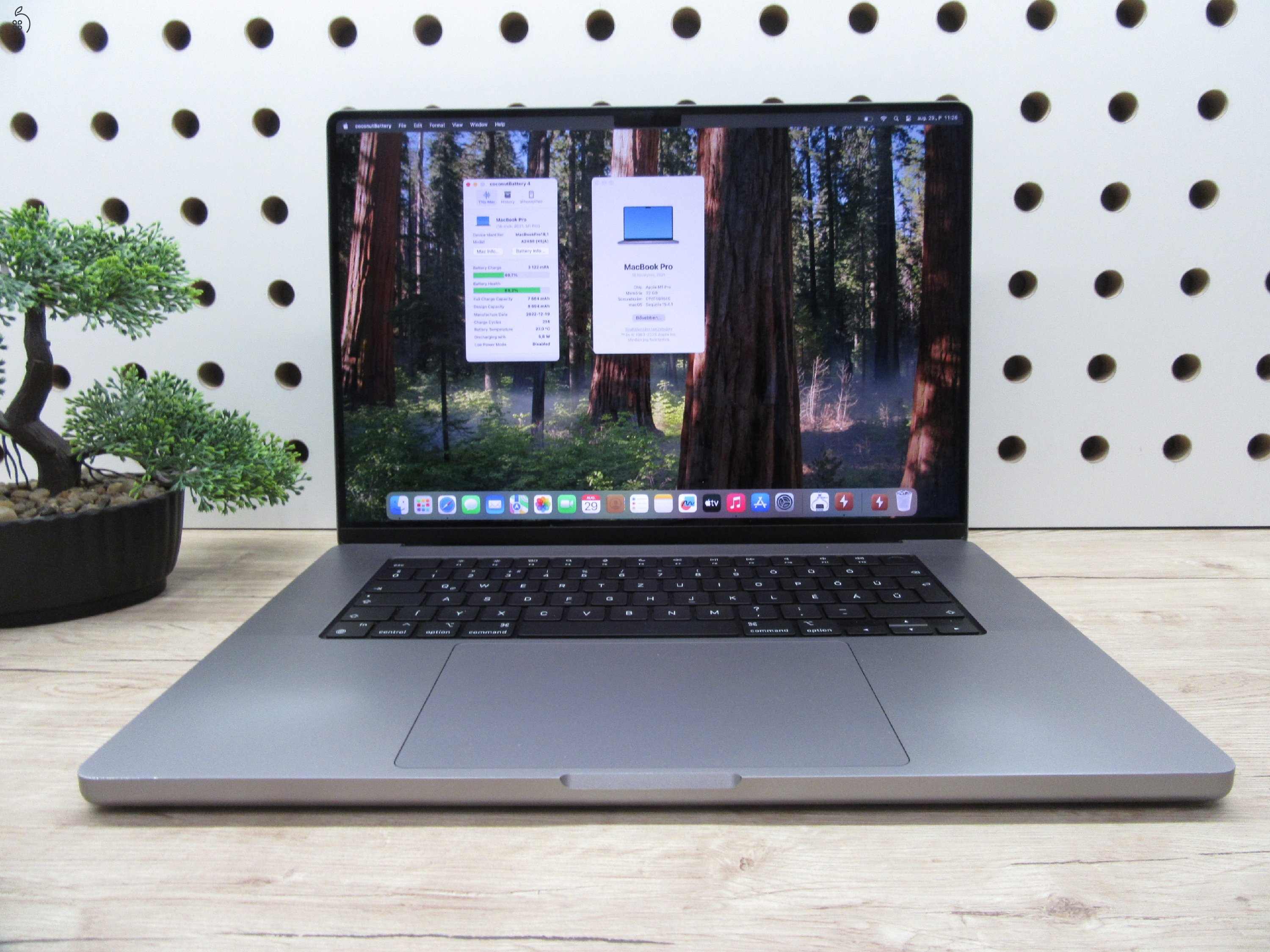 Apple MacBook Pro 16” M1 Pro – Profi teljesítmény és lenyűgöző kijelző – 32 GB RAM / 512 GB SSD – Használt, karcmentes – 3 hónap garanciával