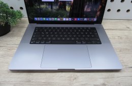 Apple MacBook Pro 16” M1 Pro – Profi teljesítmény és lenyűgöző kijelző – 32 GB RAM / 512 GB SSD – Használt, karcmentes – 3 hónap garanciával