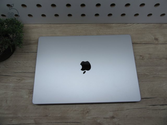 Apple MacBook Pro 16” M1 Pro – Elegáns erőgép, profi kijelzővel – 16 GB RAM / 512 GB SSD – Használt, szép állapot – 3 hónap garanciával