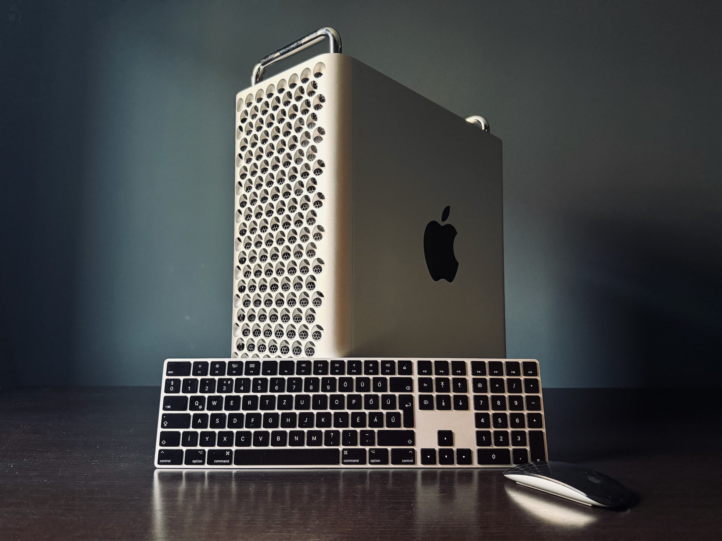 Mac Pro 2019 / 3,5 GHz 8Core / 32GB RAM / 1TB SSD / AMD 580X / AfterBurner