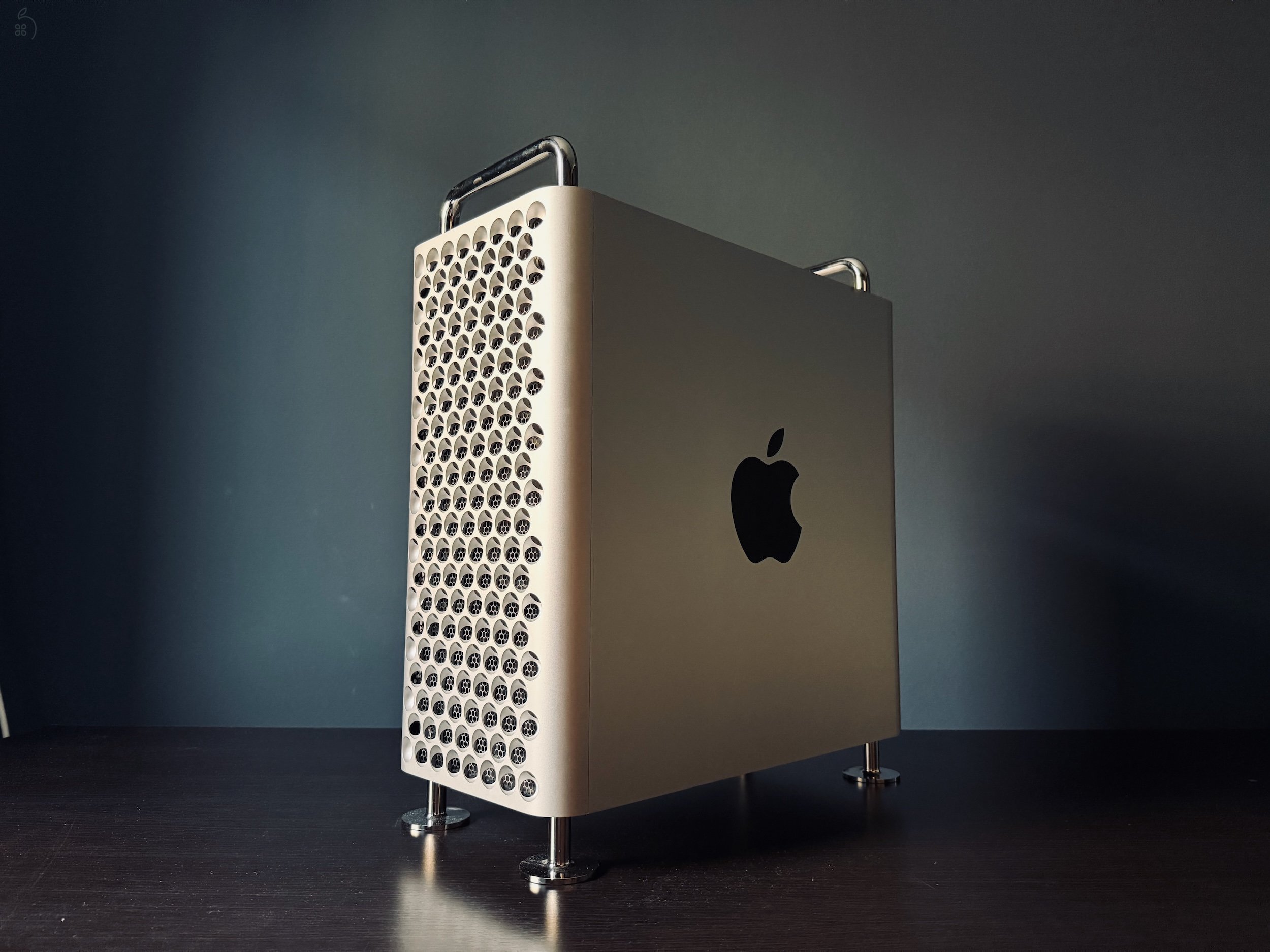 Mac Pro 2019 / 3,5 GHz 8Core / 32GB RAM / 1TB SSD / AMD 580X / AfterBurner