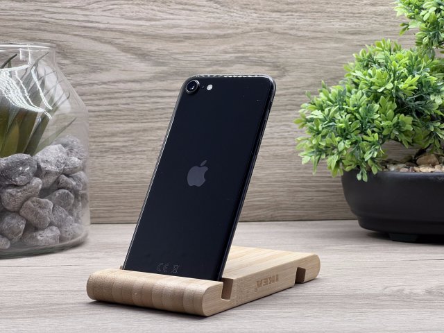 iPhone SE2020 Black 256GB 2 ÉV Garanciával Számlával 92% Aksi