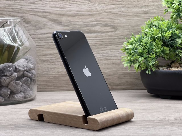 iPhone SE2020 Black 256GB 2 ÉV Garanciával Számlával 92% Aksi