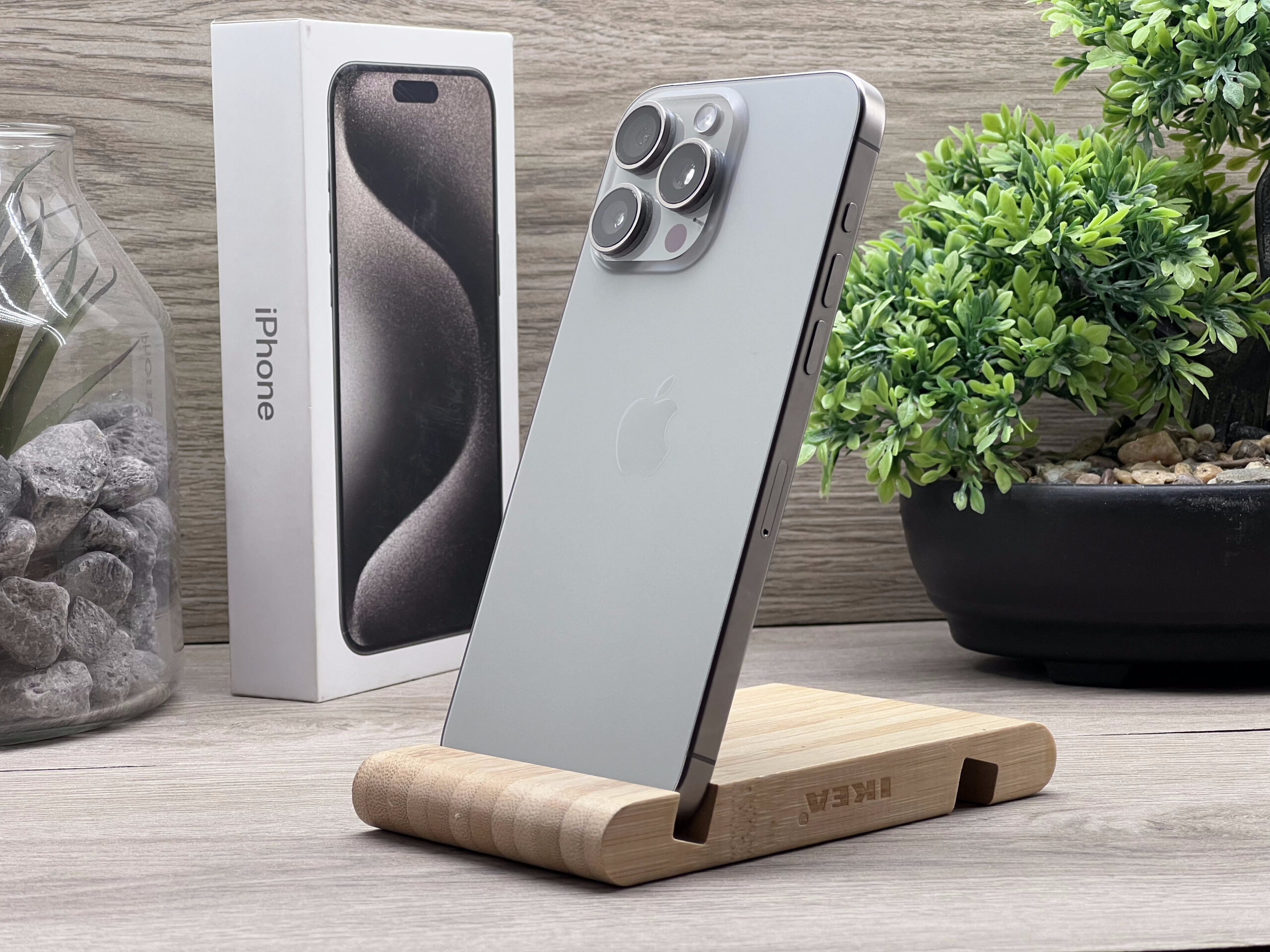 iPhone 15 Pro Max Natural Titanium 256GB 2 ÉV Garanciával Számlával 90% Aksi