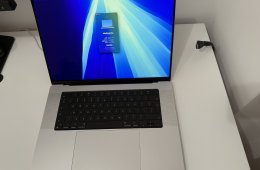 MacBook Pro 16 - M4 Pro / 48GB / 4TB - 2025 - újszerű