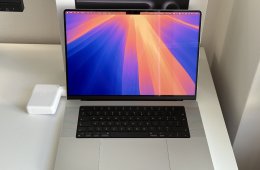 MacBook Pro 16 - M4 Pro - 4 TB SSD / 48 GB - 2025 - újszerű