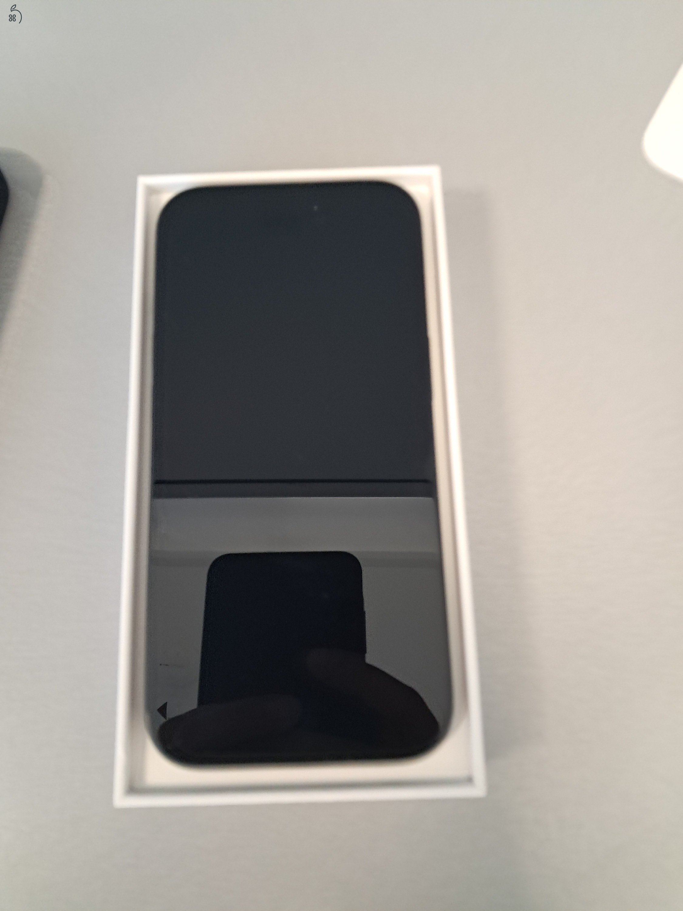 Iphone 15 Black 128 GB dobozos, garanciás, 100% akku