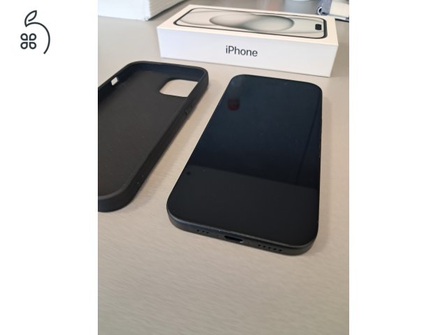 Iphone 15 Black 128 GB dobozos, garanciás, 100% akku