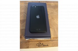 Használt Iphone SE 2020 64 GB kártyafüggetlen