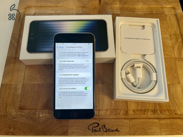 Használt Iphone SE3 64 GB Starlight fehér, tökéletes állapot, független