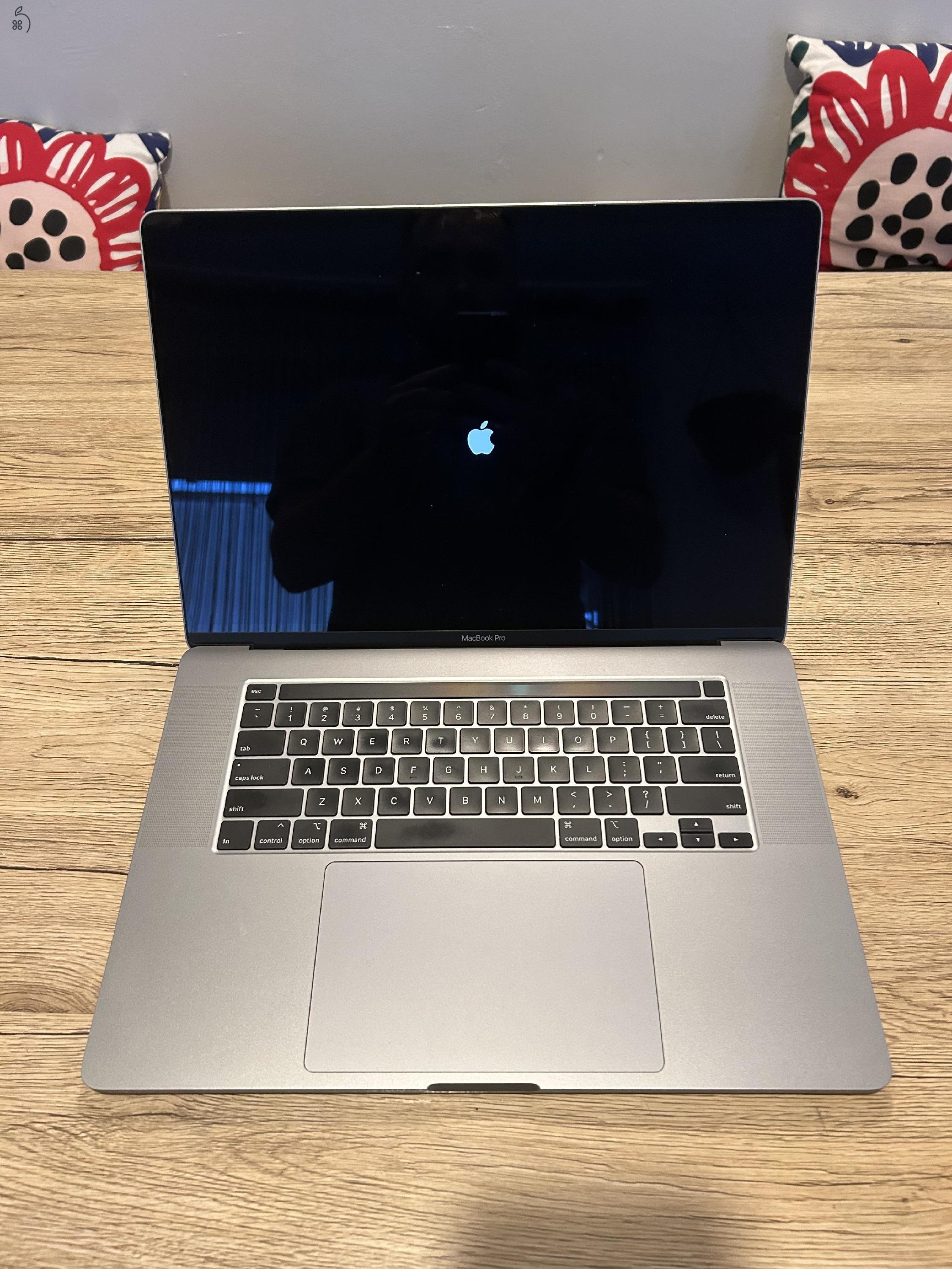 MacBook Pro 16