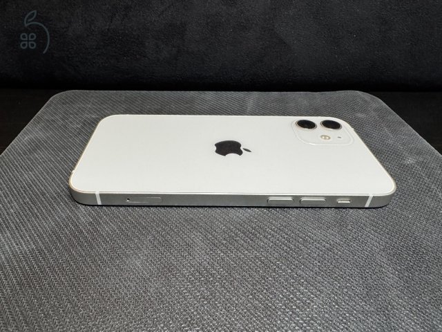 iPhone 12 64GB fehér 