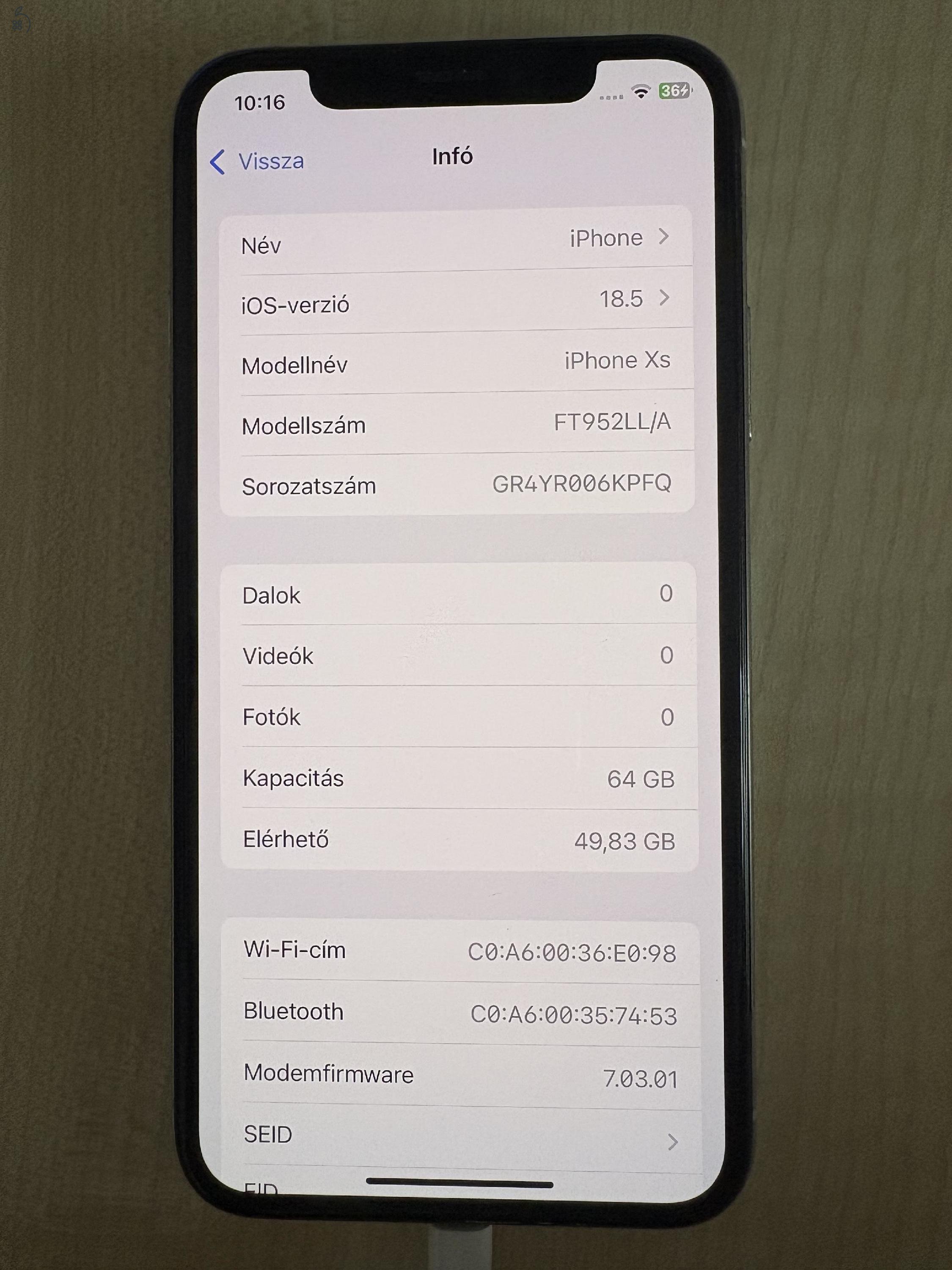 Rendkívül megkímélt iPhone XS 64GB gyári független, cserélt akkuval