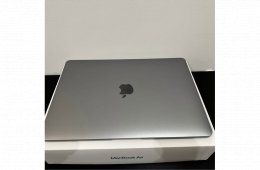 Macbook Air Retina M1 eladó (ÁFA-s számlát tudok adni)