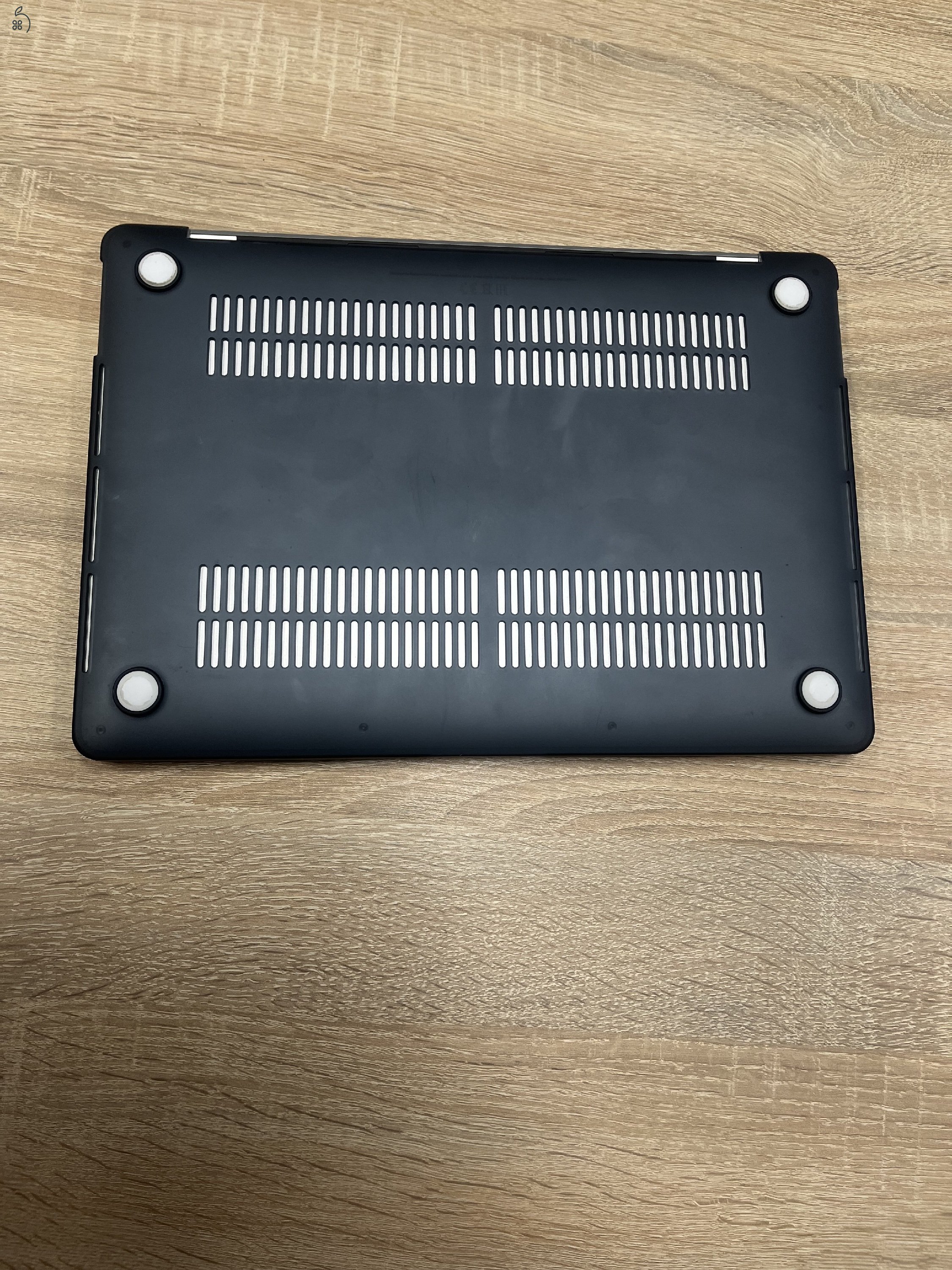 MacBook 13’ M2 Touch Bar - ezüst