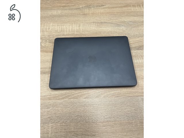 MacBook 13’ M2 Touch Bar - ezüst