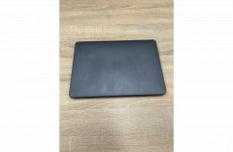 MacBook 13’ M2 Touch Bar - ezüst