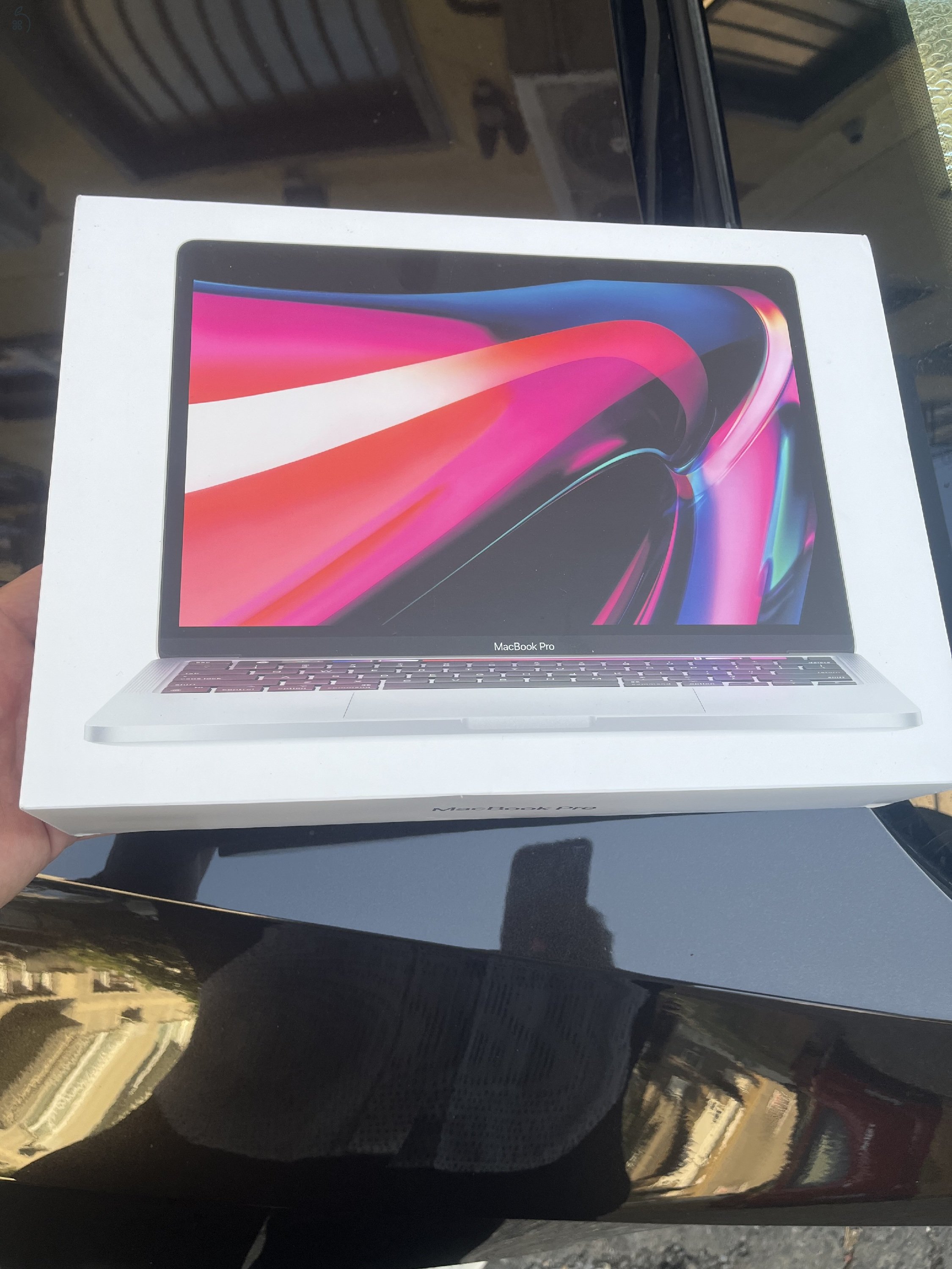 MacBook 13’ M2 Touch Bar - ezüst