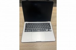 MacBook 13’ M2 Touch Bar - ezüst