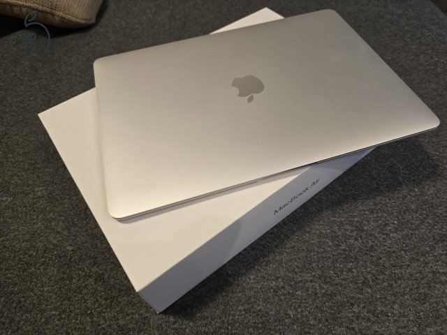 Apple MacBook Air M1 13.3 2020 (MGN93MG/A) AJÁNDÉK Magic Mouse