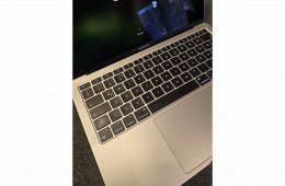Apple MacBook Air M1 13.3 2020 (MGN93MG/A) AJÁNDÉK Magic Mouse