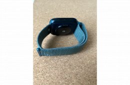 Apple Watch SE GPS + Cellular, 44 mm-es éjfekete alumíniumtok, tózöld sportpánt