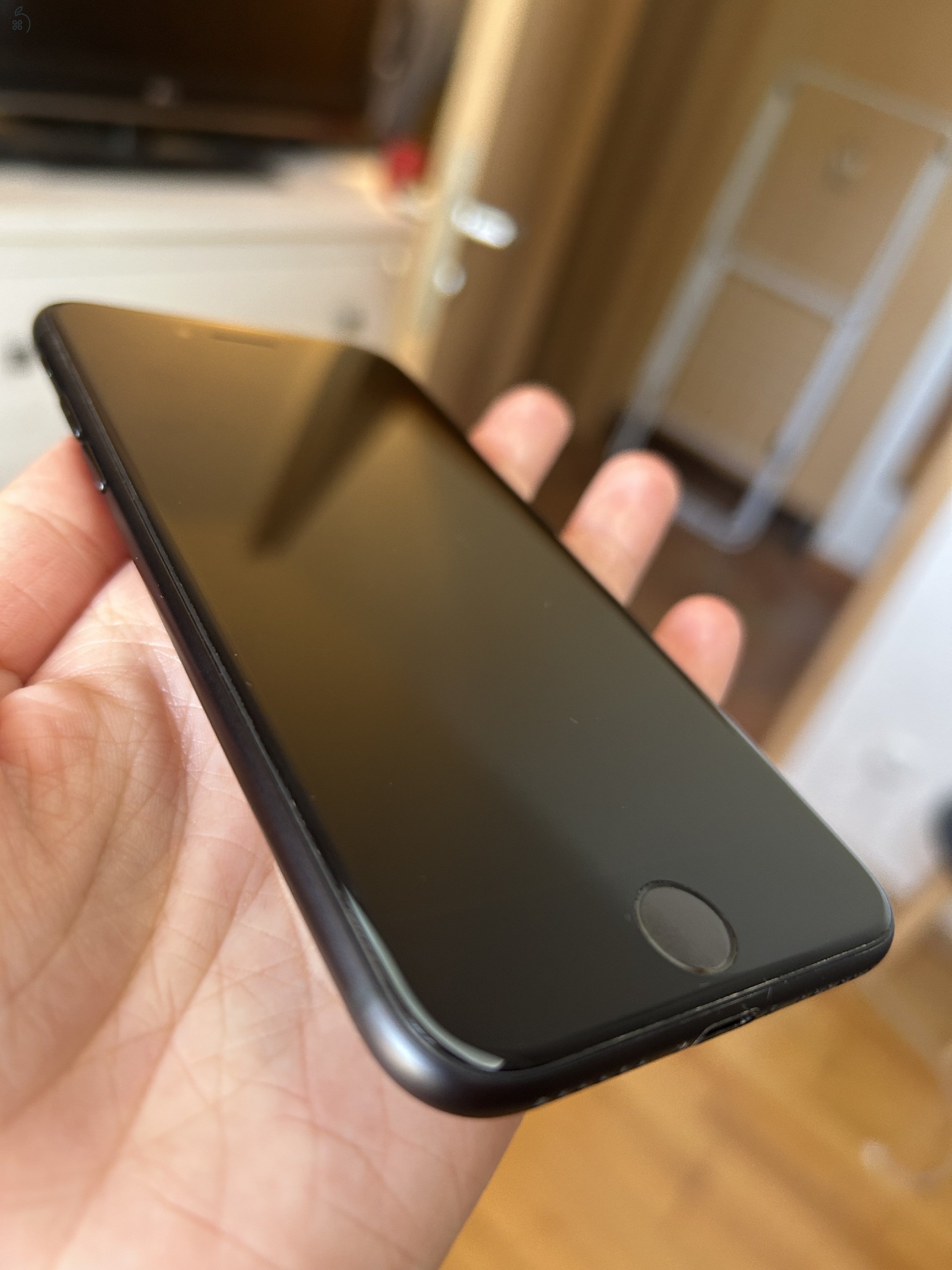 Apple Iphone 7 eladó