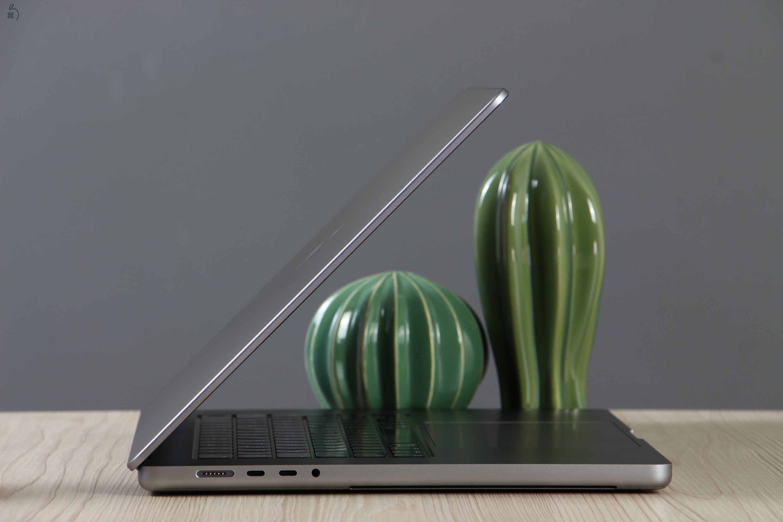 Apple Macbook Pro 16