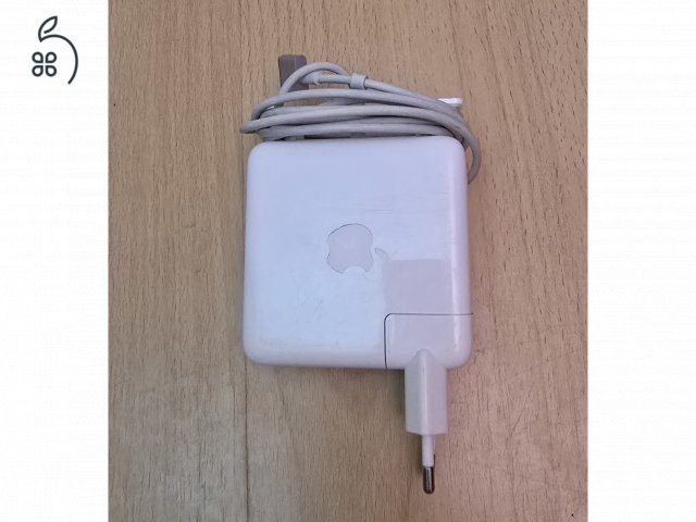 Eladó MacBook Pro 15” (Mid 2012, MacBookPro10,1) új akkuval