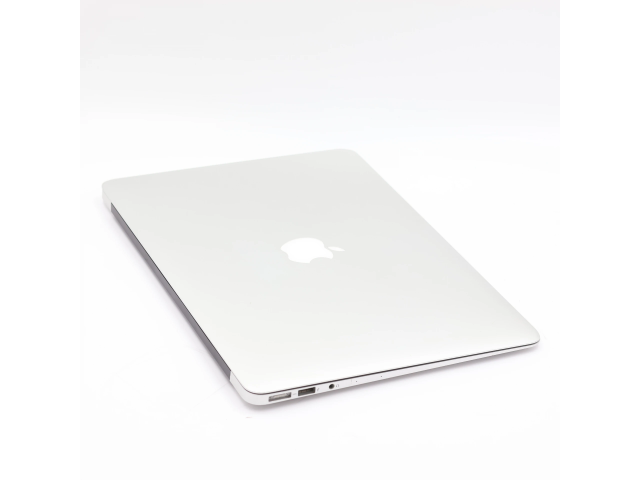 1 év garanciával! Felújított Apple Macbook AIR i5 2015 128 GB Silver