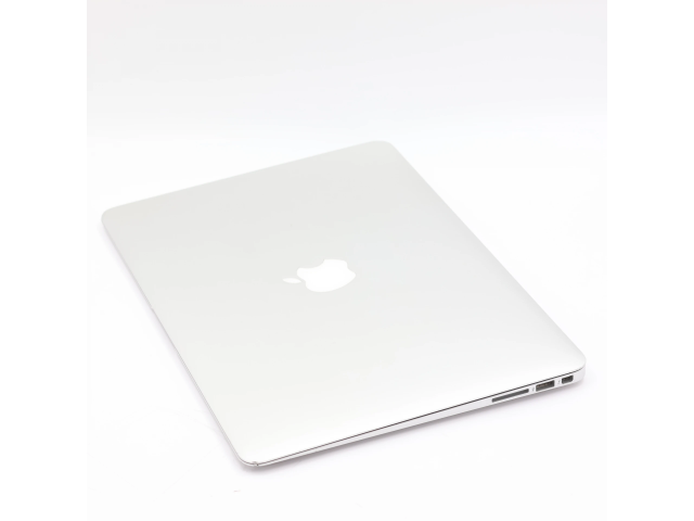1 év garanciával! Felújított Apple Macbook AIR i5 2015 128 GB Silver