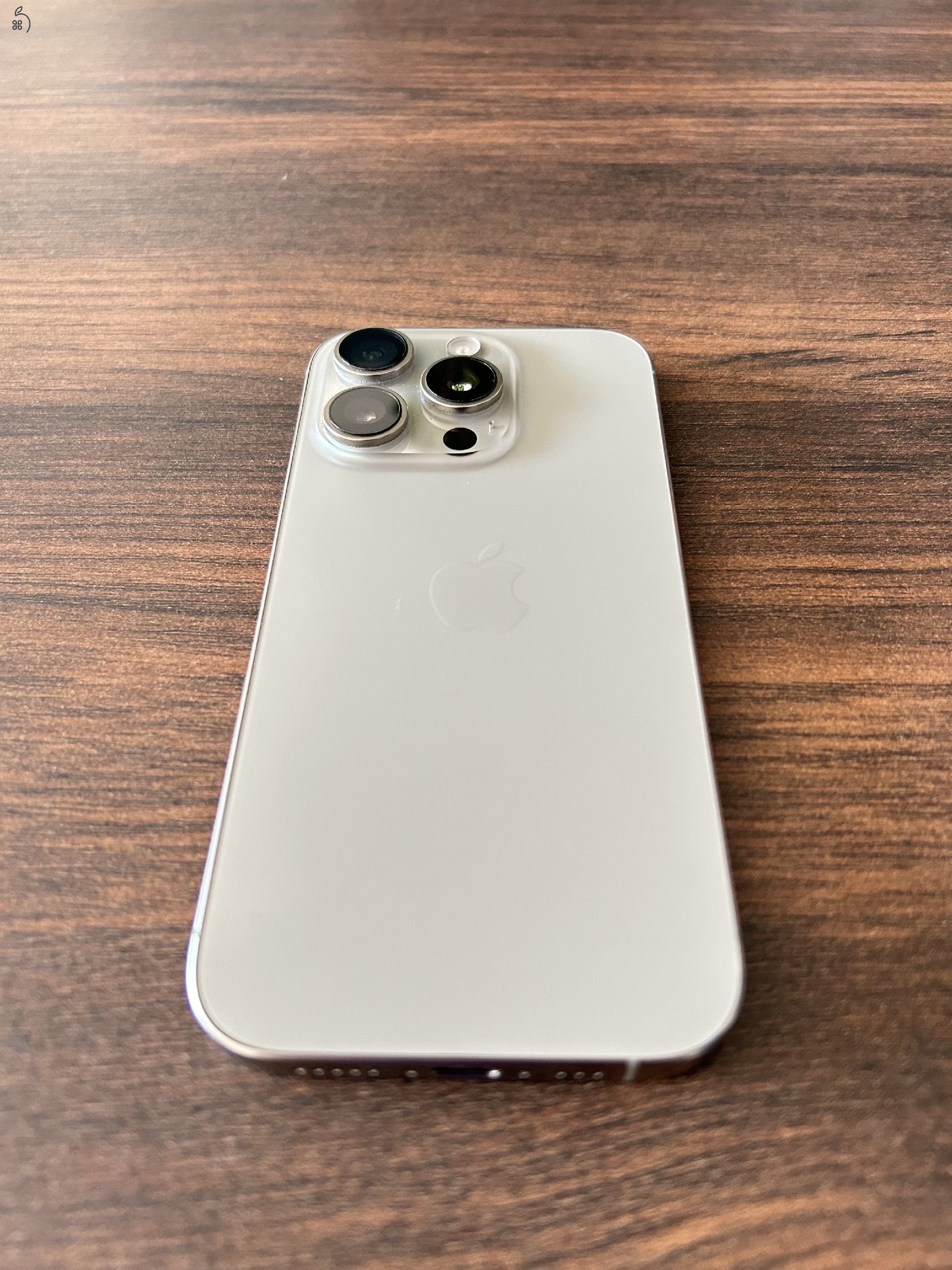 Eladó! iPhone 16 Pro eszköz