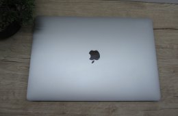 Apple MacBook Pro 16” Touch Bar – Nagykijelzős teljesítmény, stílusos kivitel – 16 GB RAM / 500 GB SSD – Használt, szép állapot – 3 hónap garanciával