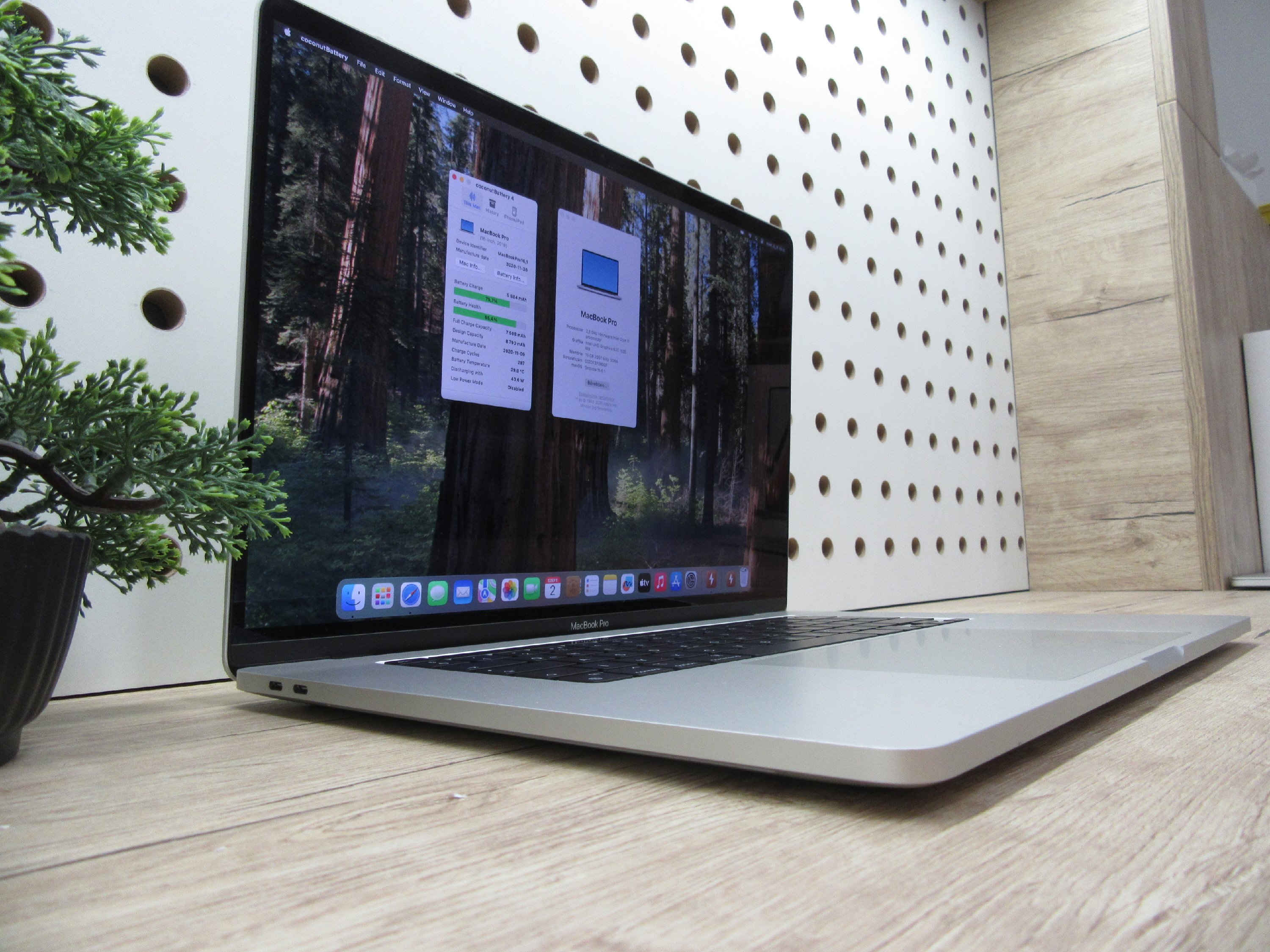 Apple MacBook Pro 16” Touch Bar – Nagykijelzős teljesítmény, stílusos kivitel – 16 GB RAM / 500 GB SSD – Használt, szép állapot – 3 hónap garanciával
