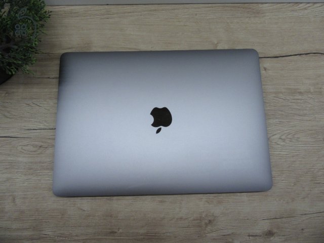 Apple MacBook Pro 13” Retina – Kompakt elegancia, megbízható teljesítmény – Használt, szép állapot – 3 hónap garanciával