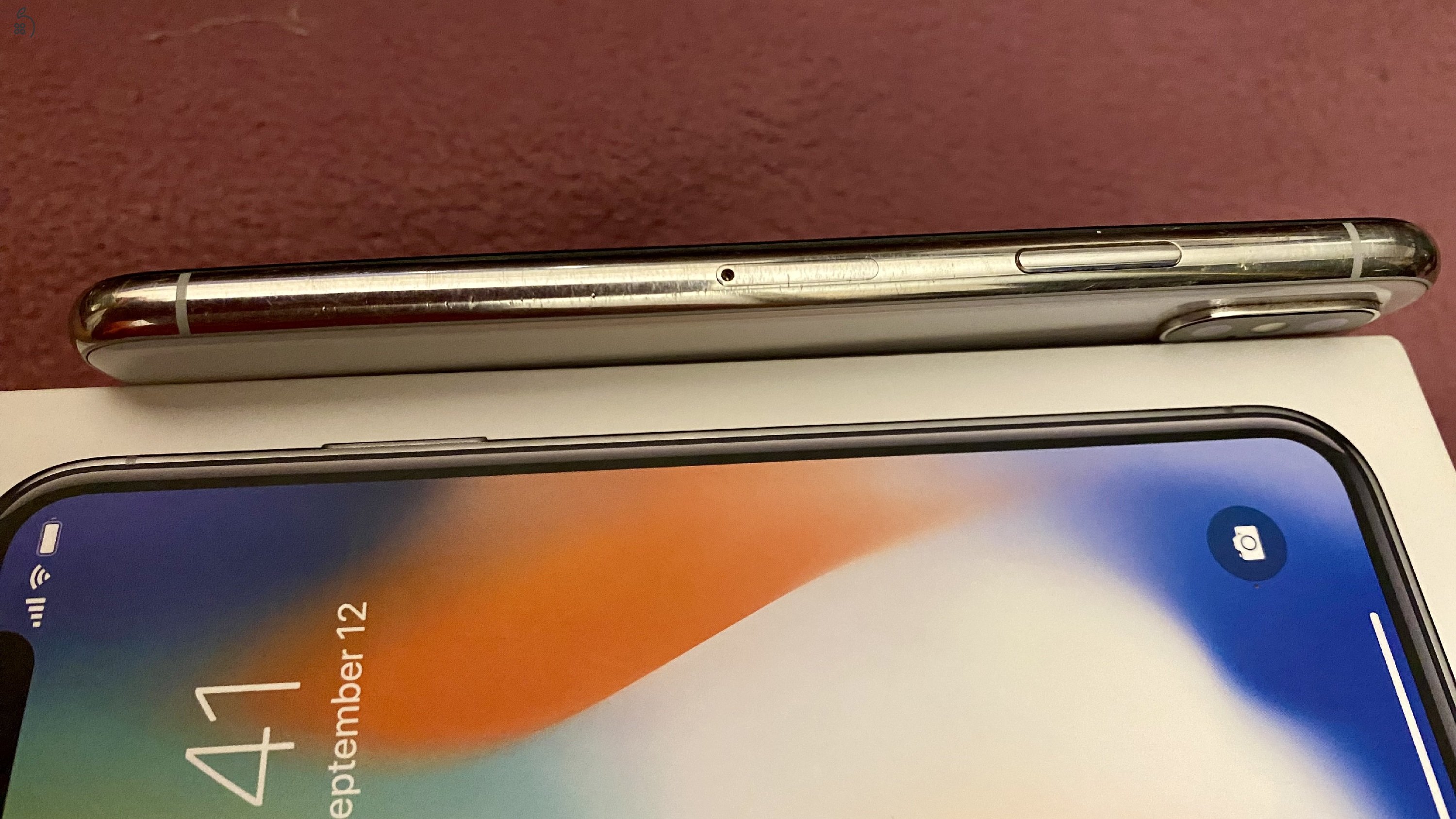 iPhone X 64Gb ezüst