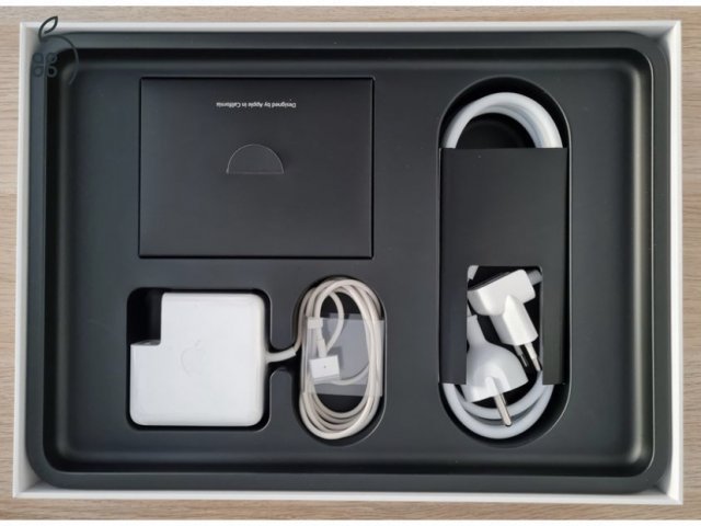 MacBook Pro 13” Retina (2014, i5, 8GB RAM, 125GB SSD)